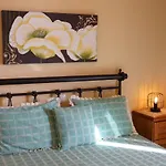 Seafront With Panoramic Rooftop Terrace Apartament