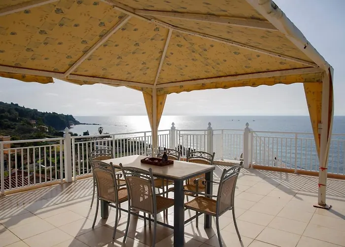 アパート Seafront With Panoramic Rooftop Terrace Paramonas