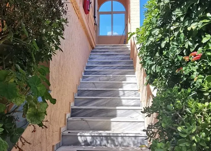 Seafront With Panoramic Rooftop Terrace Apartament