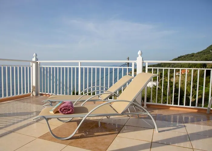 Apartamento Seafront With Panoramic Rooftop Terrace *